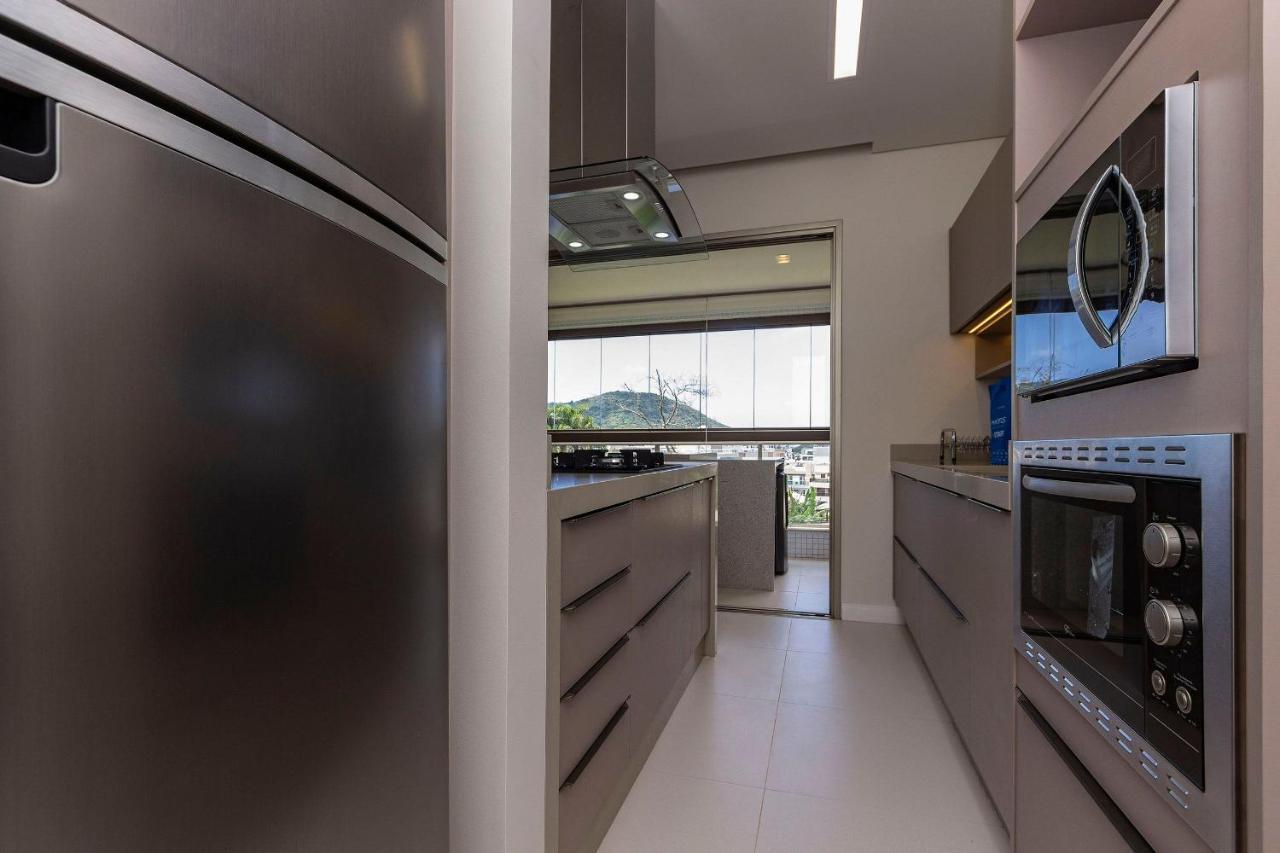 Punta Blu 101-9 - Apartamento De Alto Padrao Em Condominio Exclusivo, Quadra Poliesportiva - Piscina - Portaria 24H. Bombinhas Exterior photo
