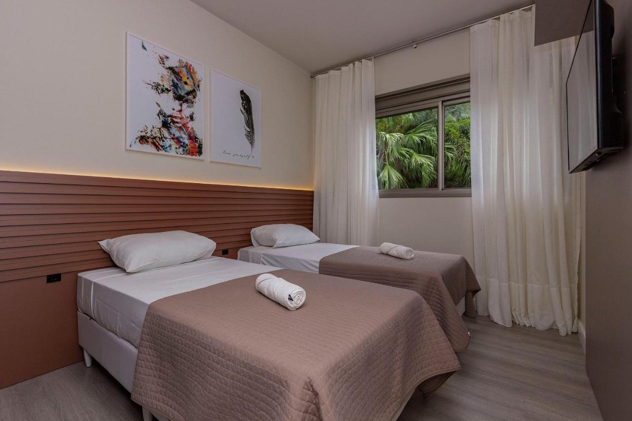 Punta Blu 101-9 - Apartamento De Alto Padrao Em Condominio Exclusivo, Quadra Poliesportiva - Piscina - Portaria 24H. Bombinhas Exterior photo